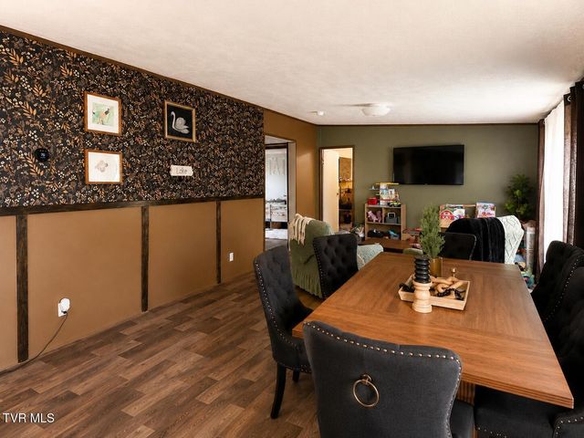 249 Dabeej Drive, Mooresburg, TN 37811