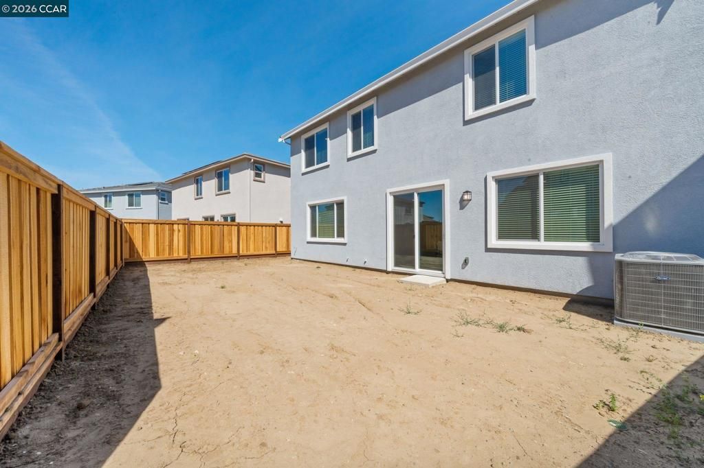 Image 37 of property listing at 330 Viceroy, Brentwood, CA 94513