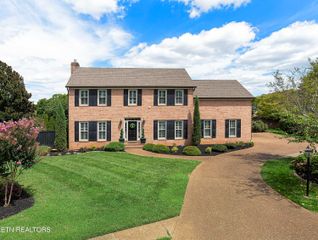 204 Hampton Court, Knoxville, TN 37922