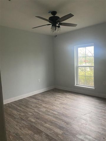 7480 Palomino Dr, Iowa, LA 70647