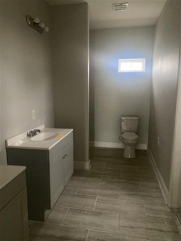 7480 Palomino Dr, Iowa, LA 70647