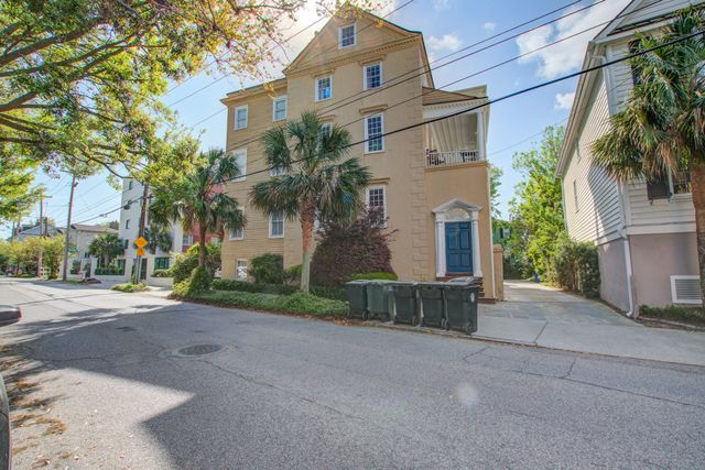 65 Vanderhorst Street Apt B, Charleston, SC 29403