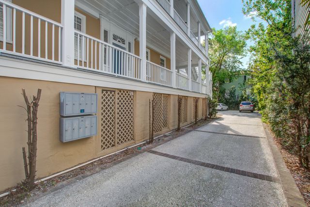 65 Vanderhorst Street Apt B, Charleston, SC 29403