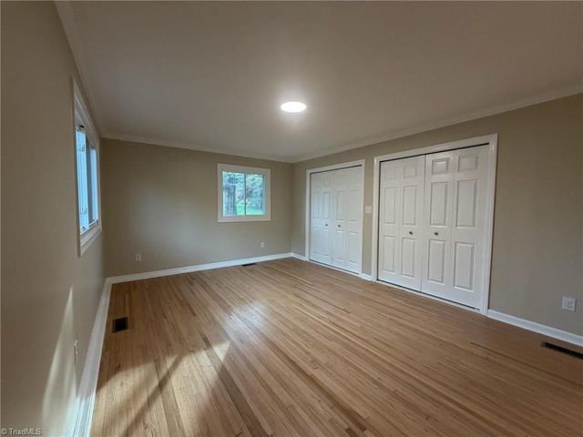 2701 Tudor Road, Winston-salem, NC 27106
