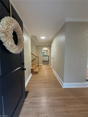 2701 Tudor Road, Winston-salem, NC 27106
