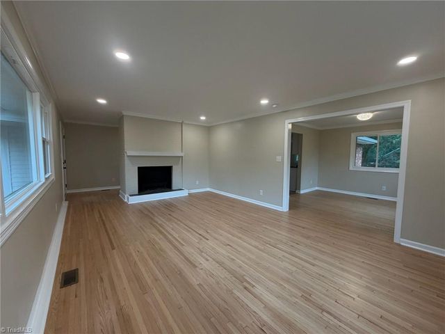 2701 Tudor Road, Winston-salem, NC 27106
