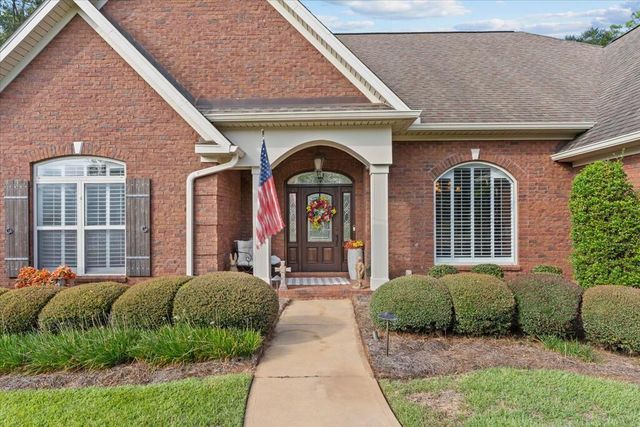 624 Prestwick Dr, Dothan, AL 36305