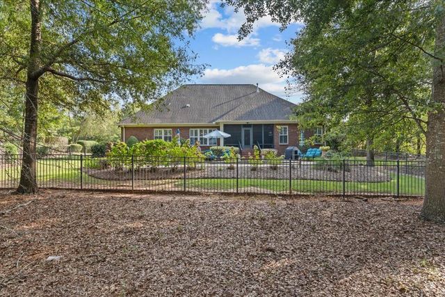 624 Prestwick Dr, Dothan, AL 36305