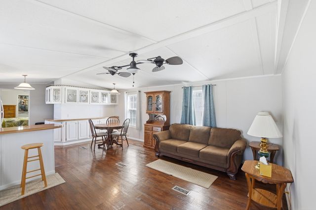 678 Robinson Road SE, Lot 2, Washington Court House, OH 43160