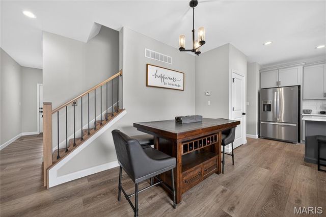 9038 Camino Trail, St Charles, MO 63304