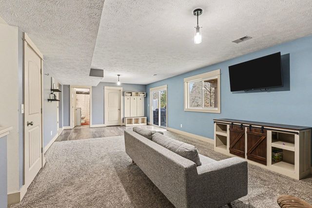 2579 136th Avenue, Dorr, MI 49323