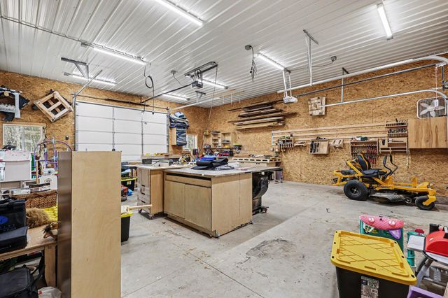 2579 136th Avenue, Dorr, MI 49323