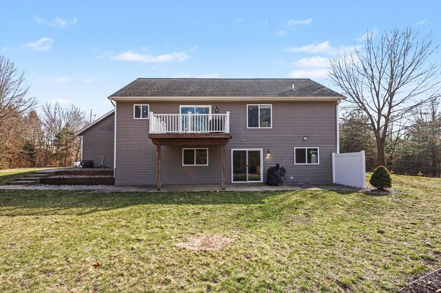 2579 136th Avenue, Dorr, MI 49323