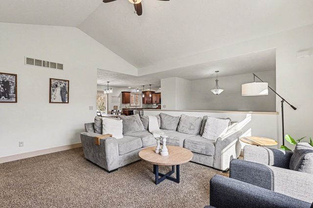 2579 136th Avenue, Dorr, MI 49323