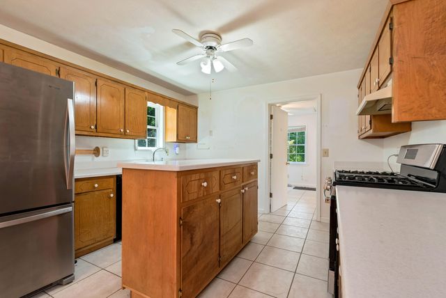 303 Jennys Cove Road, Cleveland, GA 30528