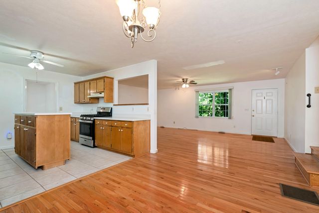 303 Jennys Cove Road, Cleveland, GA 30528