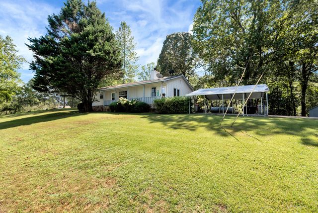 303 Jennys Cove Road, Cleveland, GA 30528