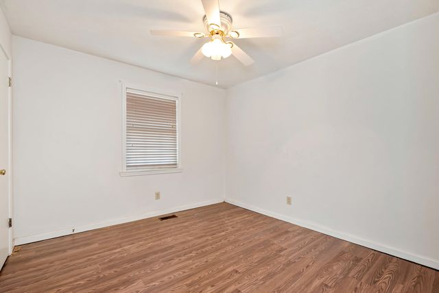 303 Jennys Cove Road, Cleveland, GA 30528