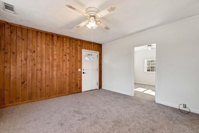 303 Jennys Cove Road, Cleveland, GA 30528