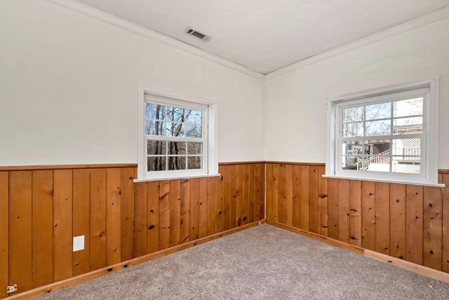 303 Jennys Cove Road, Cleveland, GA 30528