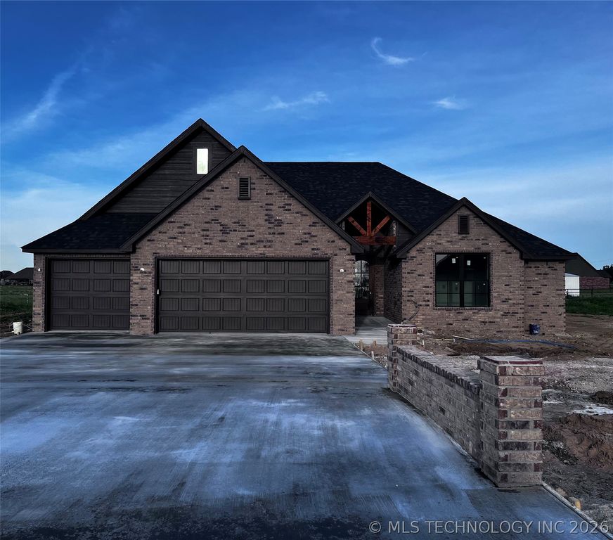 13645 N 58th East Avenue, Collinsville, OK 74021