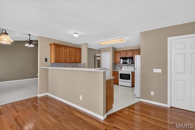 11 Swift Creek Court, St Peters, MO 63376
