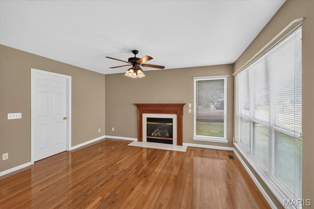 11 Swift Creek Court, St Peters, MO 63376