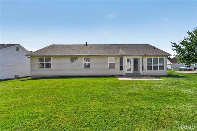 11 Swift Creek Court, St Peters, MO 63376
