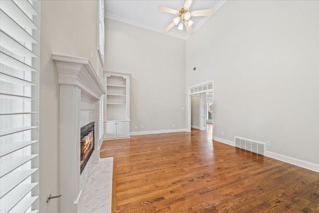 937 N WARWICK OAKS LN N, Collierville, TN 38017