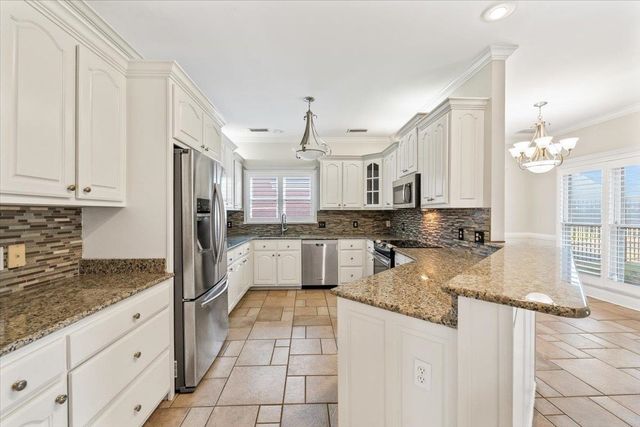 937 N WARWICK OAKS LN N, Collierville, TN 38017