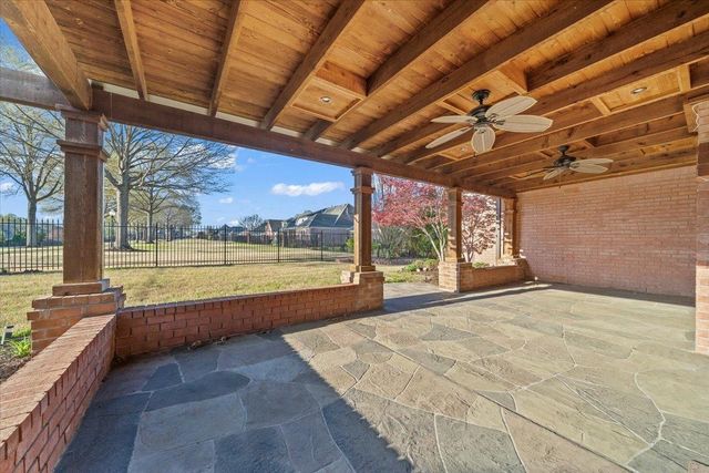 937 N WARWICK OAKS LN N, Collierville, TN 38017