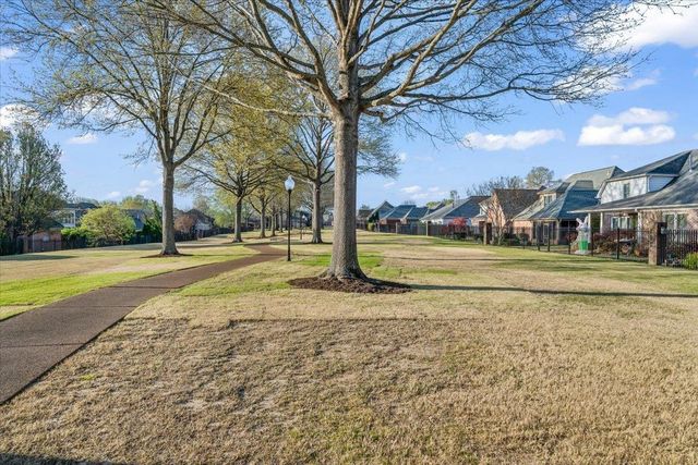 937 N WARWICK OAKS LN N, Collierville, TN 38017