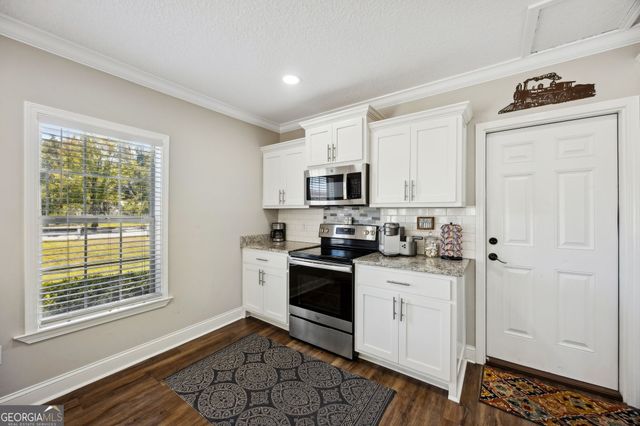 383 1st Street, Folkston, GA 31537