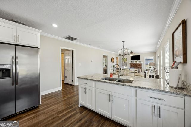 383 1st Street, Folkston, GA 31537