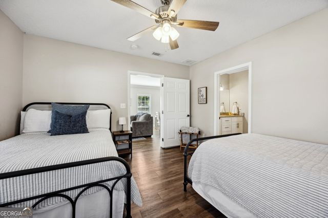 383 1st Street, Folkston, GA 31537