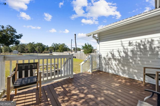 383 1st Street, Folkston, GA 31537
