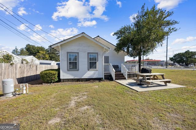 383 1st Street, Folkston, GA 31537
