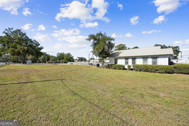 383 1st Street, Folkston, GA 31537