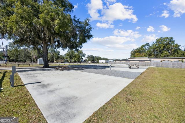 383 1st Street, Folkston, GA 31537