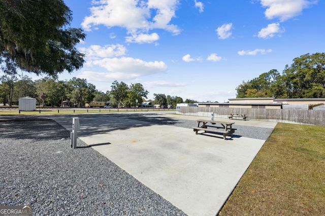 383 1st Street, Folkston, GA 31537