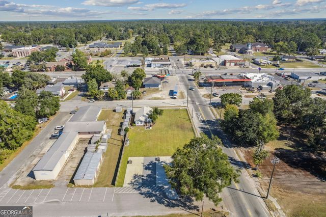 383 1st Street, Folkston, GA 31537