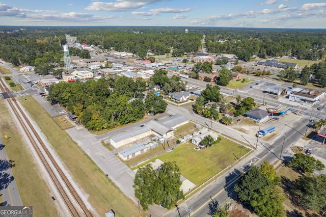 383 1st Street, Folkston, GA 31537