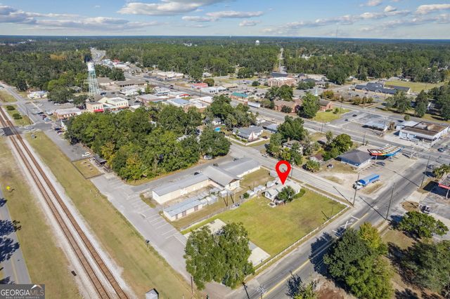 383 1st Street, Folkston, GA 31537