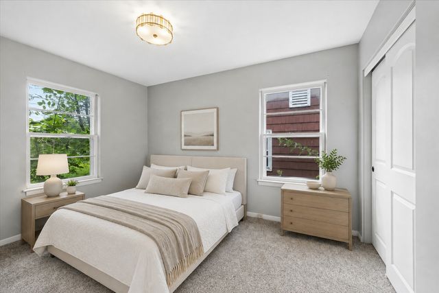 805 N Mitchell Avenue, Arlington Heights, IL 60004