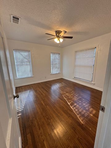 1252 Moran Drive, Dallas, TX 75218