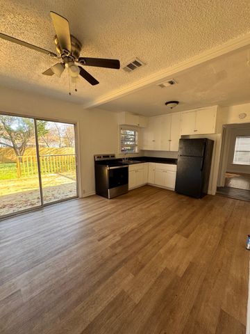 1252 Moran Drive, Dallas, TX 75218