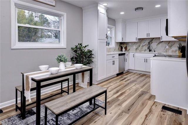 131 Ruston DR, Newport News, VA 23602