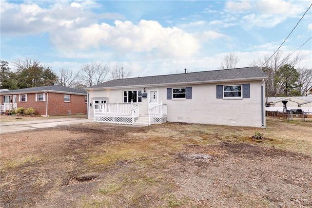 131 Ruston DR, Newport News, VA 23602