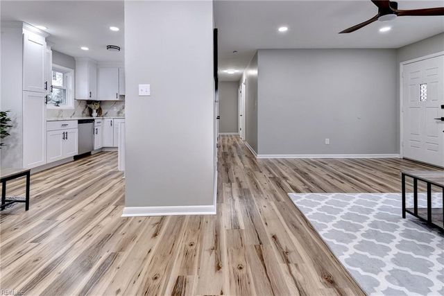 131 Ruston DR, Newport News, VA 23602