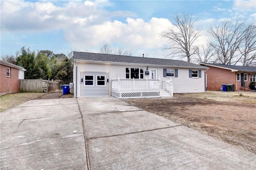 131 Ruston DR, Newport News, VA 23602